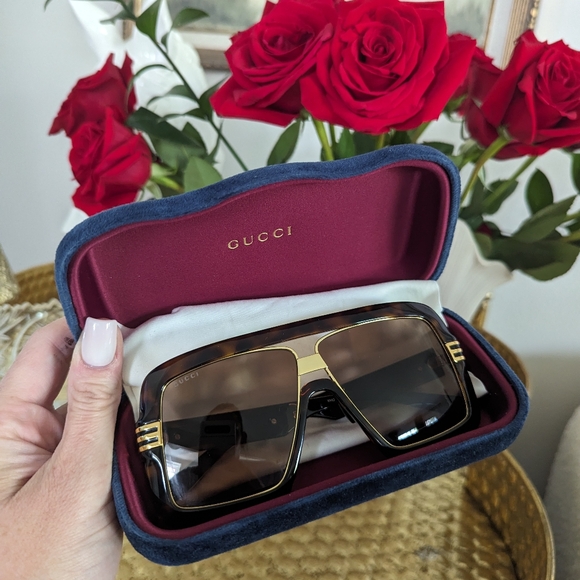 Gucci oversized sunglasses 2️⃣5️⃣0️⃣ - Picture 15 of 16